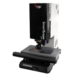 OGP マルチセンサ三次元測定機　スマートスコープ (SmartScope)